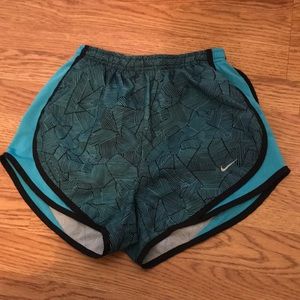 Women’s XS Nike shorts
